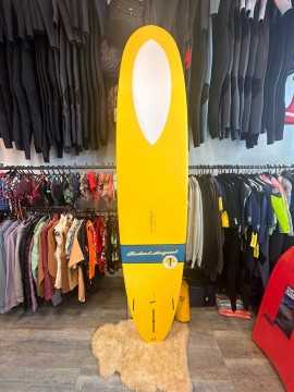 Robert August Carbono 9.0