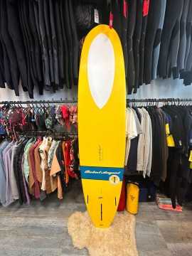 Robert August Carbono 9.0