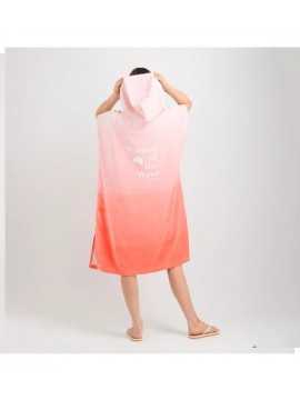Poncho de toalla rosado mujer