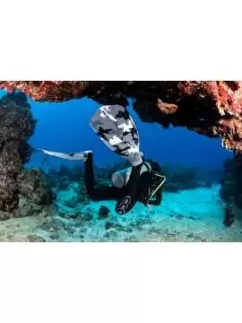 JET FIN CON CORREA DE RESORTE EN EL TALÓN