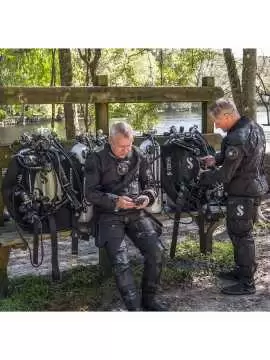 TRAJE SECO EVERTECH DRY