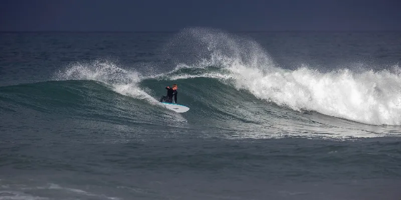 Las Mejores Playas Para Surfear En Chile (Nivel Principiante a Experto)